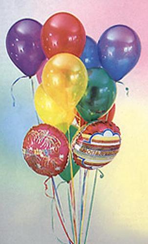 14 �ubat sevgililer g�n� u�an balon buketleri