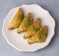İzmir pasta serbet-dengeli-1000-gr-fistikli-sobiyet_231_1771368505.jpg